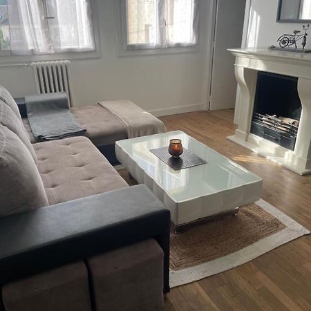 Appartement Spacieux نوجان-لو-روترو المظهر الخارجي الصورة